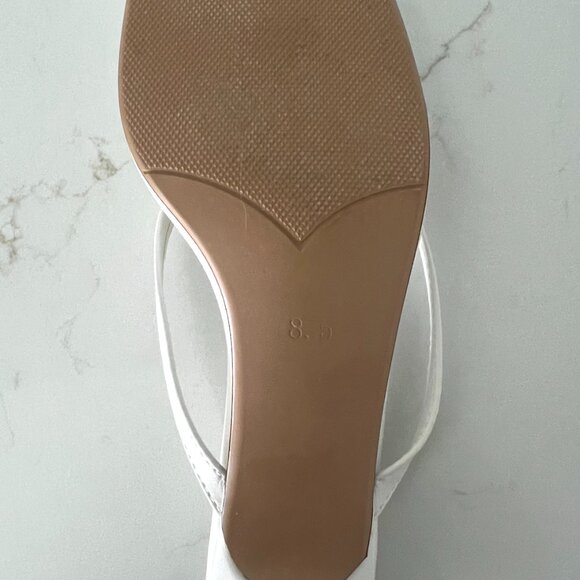 Lehoor WHITE Kitten Heels Flip-Flops Mules Thongs Square Open Toe Sandals, 8.5 - Picture 7 of 10